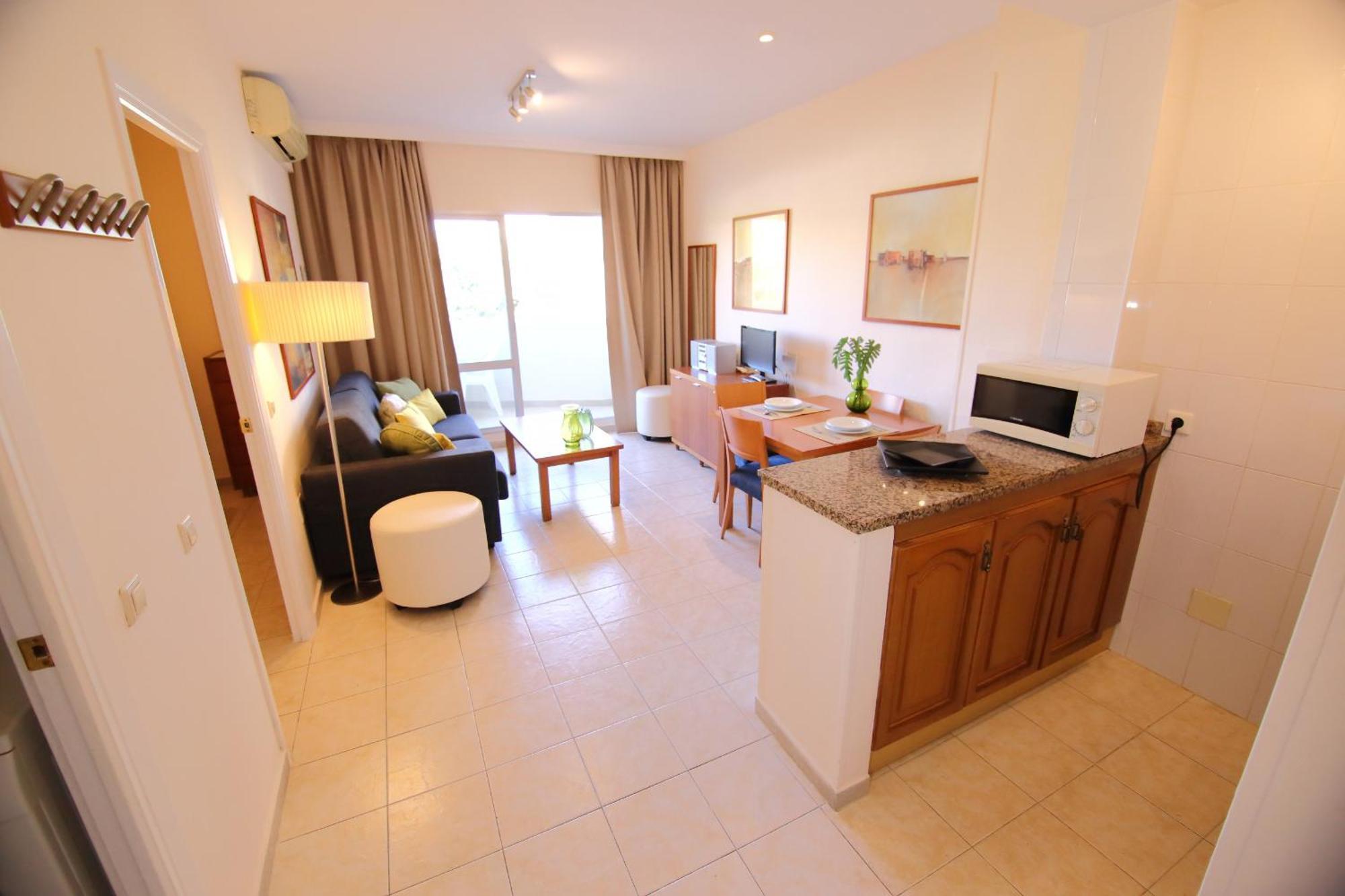 Benalbeach Premium Apartments By Alfresco Stays 贝纳尔马德纳 外观 照片