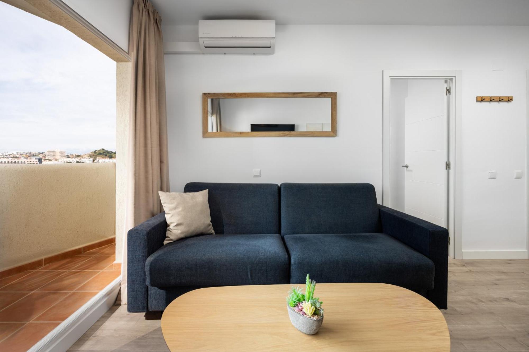 Benalbeach Premium Apartments By Alfresco Stays 贝纳尔马德纳 外观 照片