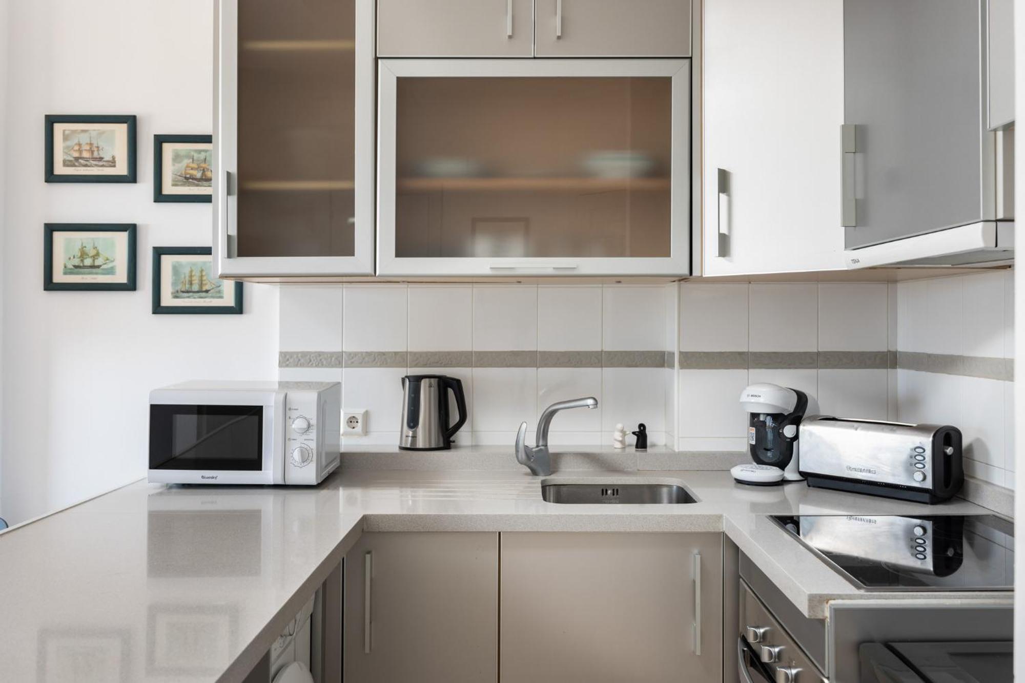 Benalbeach Premium Apartments By Alfresco Stays 贝纳尔马德纳 外观 照片