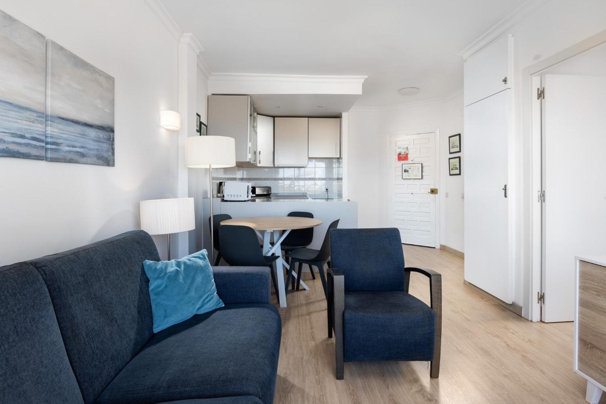 Benalbeach Premium Apartments By Alfresco Stays 贝纳尔马德纳 外观 照片